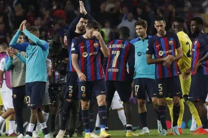 半岛体育-梁宏业：巴萨几近出局，最终莱万输给了皮克