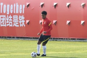 半岛体育中国官网-阿兰珍惜为国效力机会：国家待我特别好 我很自豪