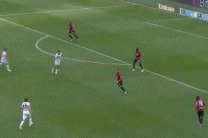 半岛体育-【意甲】莱昂破僵特奥超级奔袭 AC米兰2比0亚特兰大